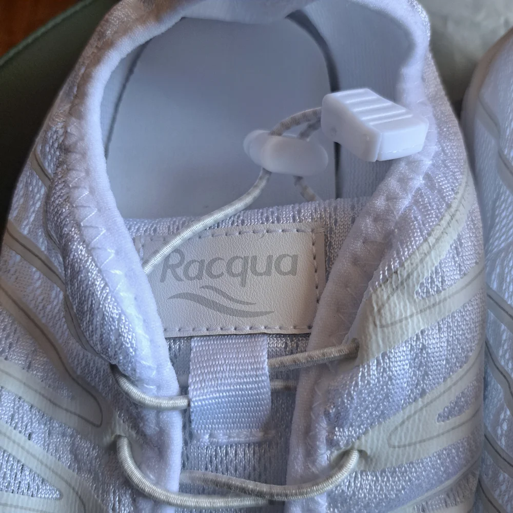Racqua Water Shoes WZ1117 White Slip On Barefoot Aqua Socks Size 38‎